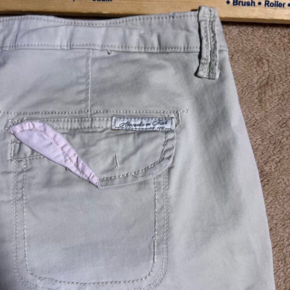 Abercrombie & Fitch Women 8 Khaki Button Pockets Straight Leg Pants (L) - Picture 8 of 8